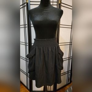 H&M High Waisted Black Skirt w/Pockets